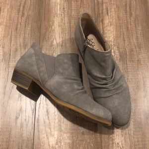 Life Stride grey booties; Sz 10